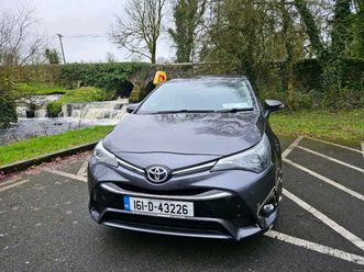 toyota avensis €9500