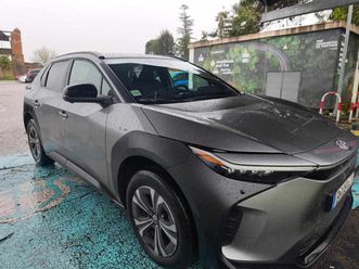 toyota bz4x 71.4 kwh, cx. a., 204cv