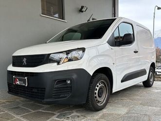 1.5 bluehdi 100cv l1 asphalt s&s e6d