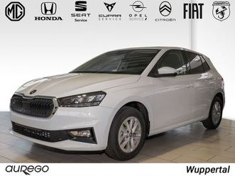 skoda fabia selection+at+shz+lrh+r-kam+pdc+apple+