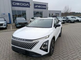 omoda omoda 5 1.5 tgdi shs-h premium dht gyári garancia 7 év vagy 1.000.000km! 5.3 liter átlagfogyasztás 224 le!!!