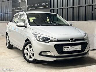 hyundai i20 pop / 1.1 crdi 75 ch / 49 750 kms / entretiens à jours