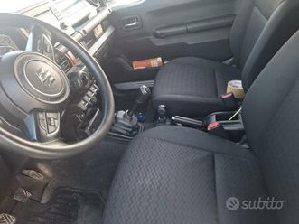 suzuki jimny autocarro