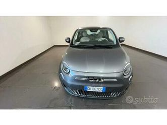 fiat 500 500e berlina 42 kwh la prima