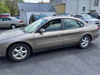 2003 ford taurus ses ***low miles