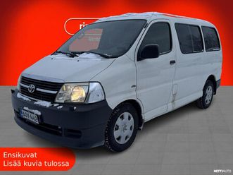 2,5 d-4d 95 dx-bussi 4ov 5h matkailuauto