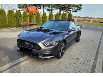 ford mustang fastback 3.7 v6 305ch