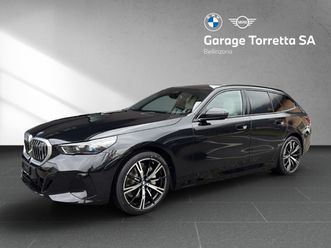 i5 xdrive 40 touring m sport