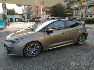 toyota corolla 1.8 hybrid style