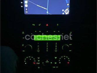 land-rover freelander 2.2 td4 se