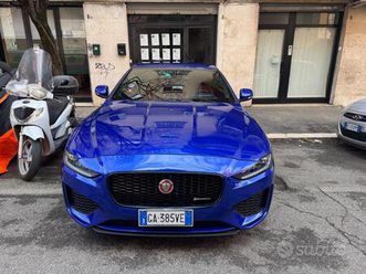 jaguar xe 2.0 300 cv awd aut. r-dynamic se *guidos