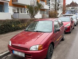 toyota starlet 1.3 p9 automatik/wenig km/el. fensterheber