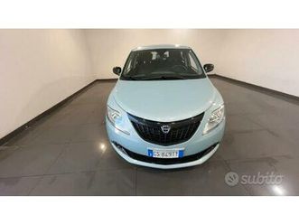 lancia ypsilon 1.0 firefly 5 porte s&s hybrid gold