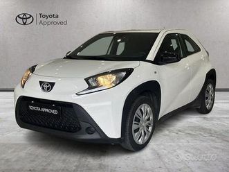 toyota aygo x 1.0 active 72cv