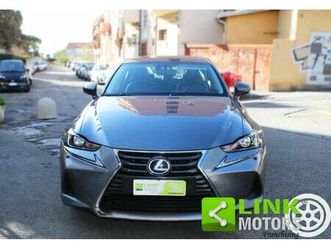 lexus is 300 hybrid business