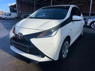 toyota aygo aygo x-play/klima/usb/aux/tempomat