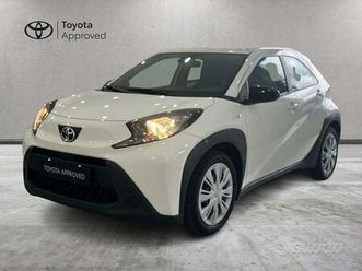 toyota aygo x 1.0 active 72cv
