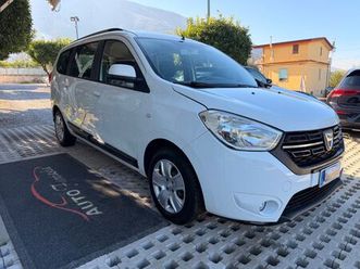 dacia lodgy stepway 1.5 7 posti iva compresa