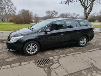 toyota avensis wagon 1.8 sol