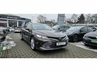 toyota camry 2.5 hybrid executive cvt magyar hybrid vezetett szervizkönyv led kamera garancia!