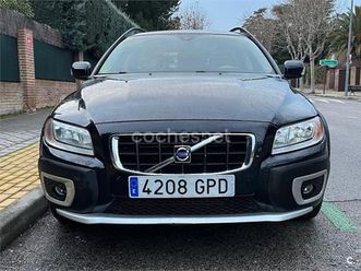volvo xc70 d5 momentum auto
