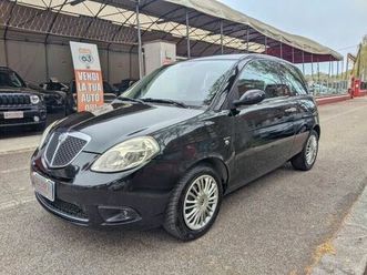 lancia ypsilon 1.2 gpl valido fino al 2029...