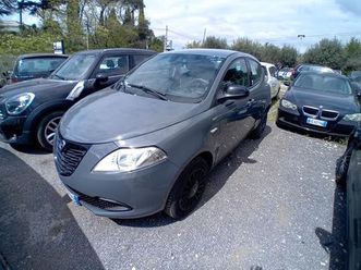 lancia ypsilon 0.9 twinair metano finanzio