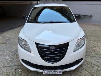 lancia ypsilon gpl - unico proprietario