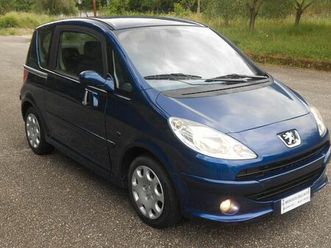 peugeot 1007(porte elettriche)1.4hdi,50kw,68cv