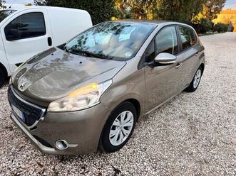 peugeot 208 1.2 vti 82 cv 5 porte active