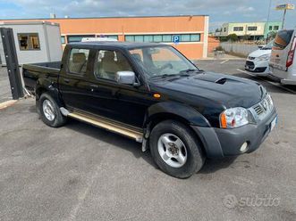 nissan navara pick up