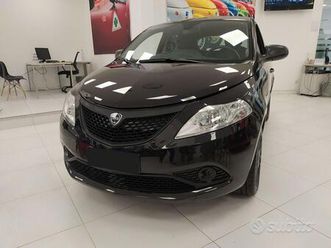 lancia ypsilon iii 2021 - ypsilon 1.0 firefly hybr