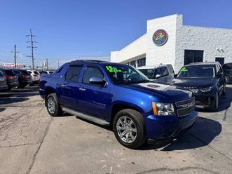 2013 chevy avalanche black diamond 4wd
