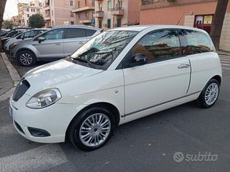 lancia ypsilon 1.3 mjt 75 cv elle