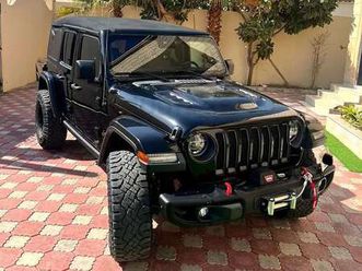 jl 3.6 v6 rubicon cambio manuale !!!