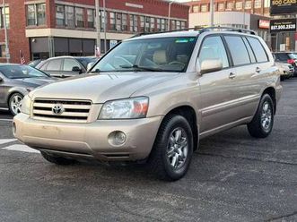 2004 toyota highlander - in-house financing available!
