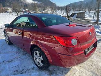 renault mégane dynamique 1,6 16v, neu lackiert!