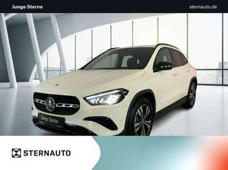 gla 180 progressive navi/distronic/keyless-go/led