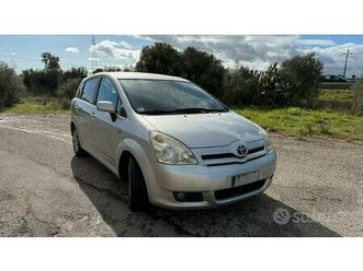 toyota corolla verso 2.2 d4d 136cv 7 posti 05/2007