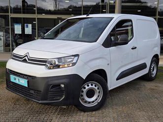 van taille m 650kg bluehdi 100 s&s bvm club