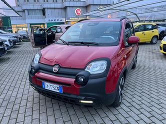 fiat panda cross cross 1.0 firefly s&s hybrid del 2025 usata a milano