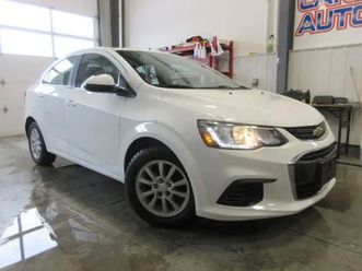 2017 chevrolet sonic lt, roof, htd. seats, alloys, apple/android