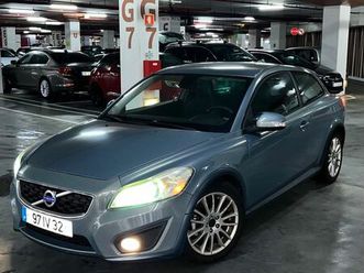 volvo c30 1.6 d drive 99g momentum start/stop