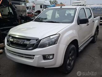 isuzu d-max 2.5 crew cab quasar a/t 4wd