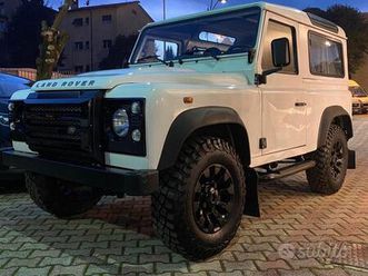 land rover defender 90 2.2 td4 4posti
