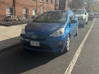 toyota prius c 2014 clean title sell by owner