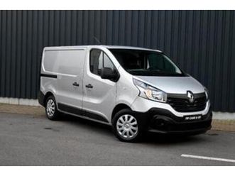 ② renault trafic l1 1.6cdti gps, cruise, 3-zit, trekhaak, btw — camionnettes & utilitaires — 2ememain