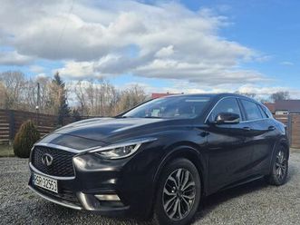 infiniti q30 1.5d dct premium