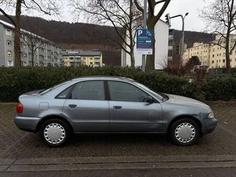 audi a4 b5 oldtimer/ 2. hand/ 1,6/ benzin/...