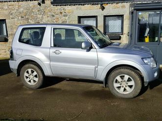 mitsubishi pajero court 3.2 di-d intense